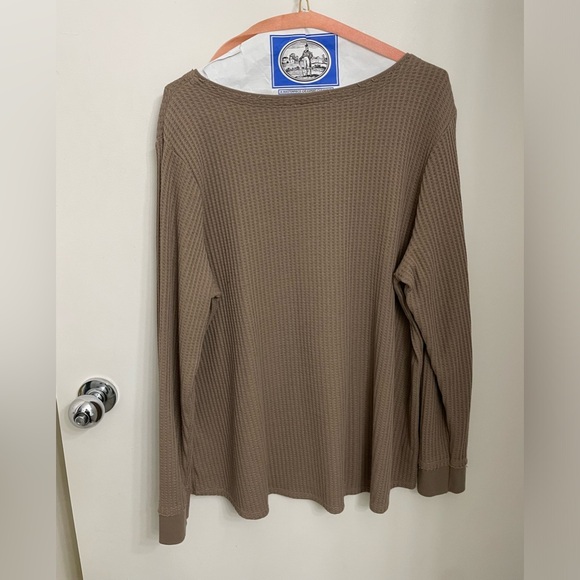 V neck pullover - Picture 2 of 14